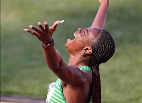 Breaking Tobi Amusan Wins Gold Breaks Commonwealth Games Record Video