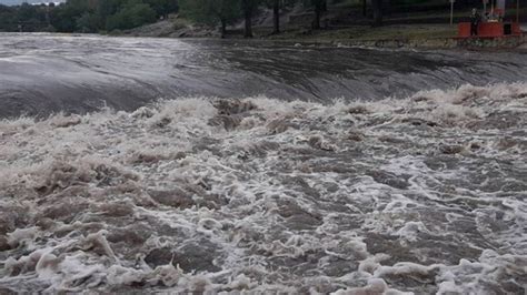 Carlos Paz Una creciente de un metro ingresó al río San Antonio El