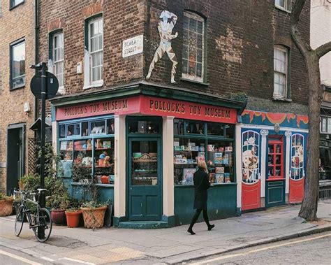 Pollock's Toy Museum: The Dickensian Little Museum In London That ...