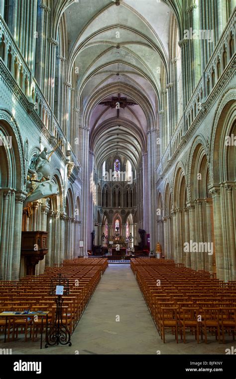 Notre-Dame de Bayeux Cathedral, Bayeux Stock Photo, Royalty Free Image ...