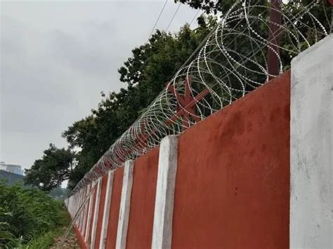 Concertina Coil Fencing And Rbt At Rs 120 Running Feet Concertina Coil In New Delhi Id