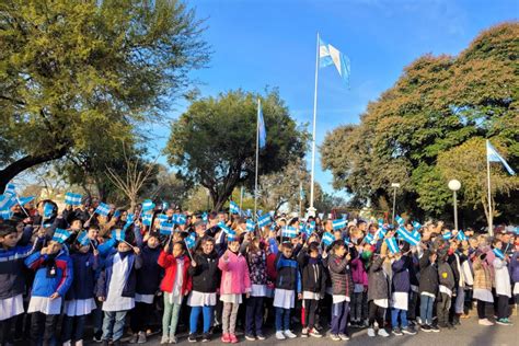 Martín Piaggio Encabezó El Acto De Homenaje A Manuel Belgrano Municipalidad Gualeguaychú Entre