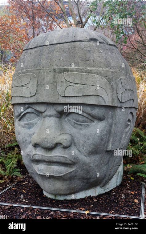 Olmec Head San Lorenzo Hi Res Stock Photography And Images Alamy