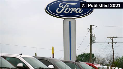 Ford’s Sales Fell 27% in Third Quarter Because of Chip Shortage - The