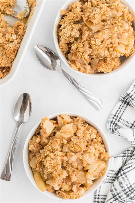 Farm Fresh Pear Crisp Recipe Boots And Hooves Homestead