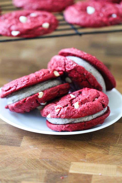 Red Velvet Oreo Cookie Sandwiches Life Sprinkles By Taryn Camp