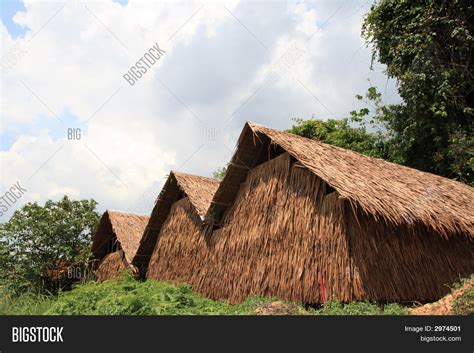 Thatched Cottage Image & Photo (Free Trial) | Bigstock