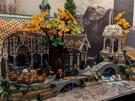 Lego® Rivendell Display Case 10316