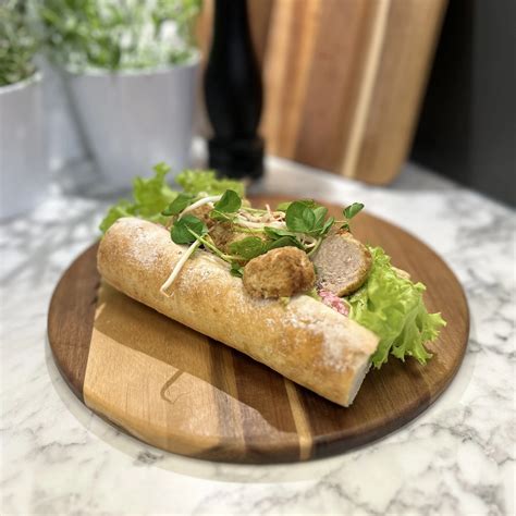 Baguette med köttbullar Catering ICA Maxi Burlöv