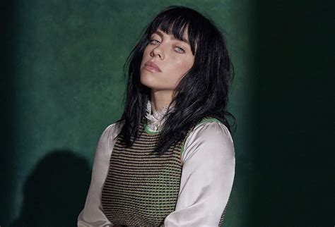 Billie Eilish lanzá su nuevo disco Hit Me Hard and Soft cuándo se