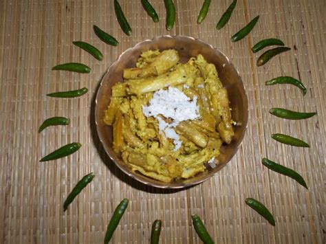 Paramita S Kitchen Narkel Diye Kochur Loti Taro Stolon With Coconut