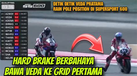 MANUVER BERBAHAYA BAWA VEDA RAIH POLE POSITION PERTAMA DI MANDALIKA