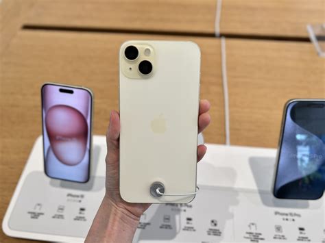 Iphone 15 開賣！台灣蘋果直營店 Iphone 15 新機全系列一次看 塔科女子