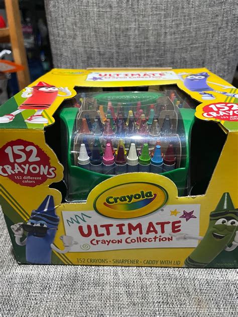 Crayola Ultimate Crayon Collection 152 Pcs Hobbies And Toys Toys And Games On Carousell