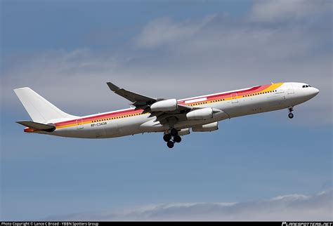 RP C3438 Philippine Airlines Airbus A340 313 Photo By Lance C Broad