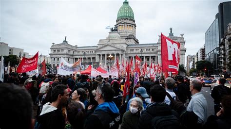 Argentina Milei Espera La Luz Verde Del Congreso A La Ley Para