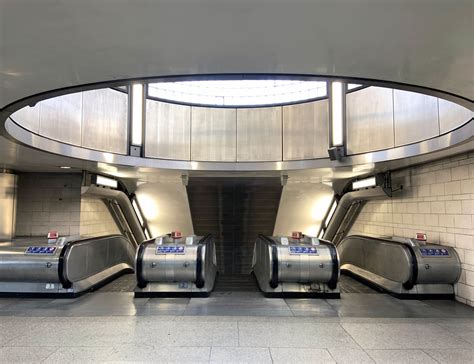 Southwark Station - MODERNIST LONDON