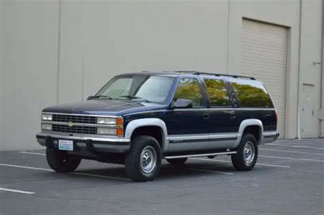 1993 Chevy Suburban K2500 34 Ton 4x4 74l V8 Only 104200 Original Miles For Sale