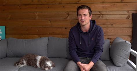 Bekende Viervoeters Niels Destadsbader Over Zijn Grote Liefde Nona