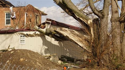 Strong Storms Roar Through Northern Kentucky