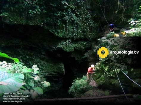 Cueva De Los Tayos Ecuador