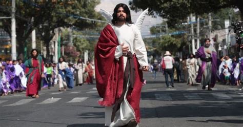 Así se vive la Pasión de Cristo en Iztapalapa este viernes santo