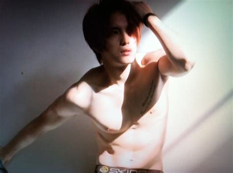 Jj Pose Hero Jae Joong Photo Fanpop