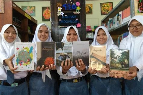 Budayakan Literasi Sekolah Ini Rutin Terbitkan Buku Karya Siswanya