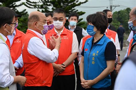 快訊／行政院長蘇貞昌視察寶華大橋 台東縣長饒慶鈴爭取45億元重建經費 中天新聞網