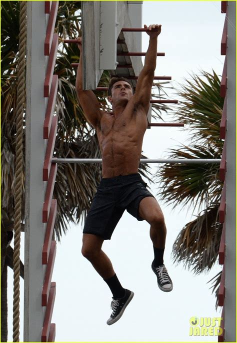 Zac Efron Puts His Chiseled Abs On Display For Baywatch Obstacle