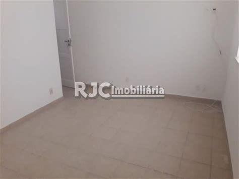 Apartamento Na Rua General Roca Tijuca Em Rio De Janeiro Por R