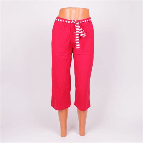 Пижама в червено и бяло райе с котва