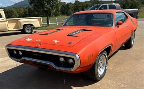 Drive Or Restore 1971 Plymouth Road Runner Barn Finds