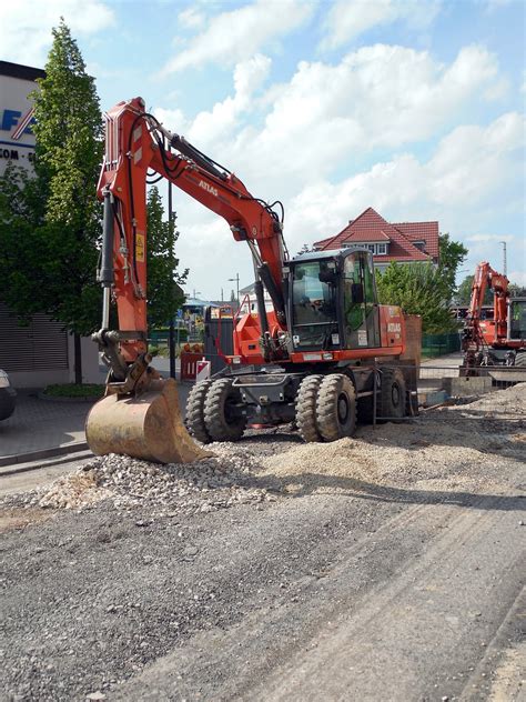 Bagger Baumaschine Baustelle Kostenloses Foto Auf Pixabay Pixabay