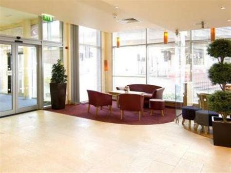 Premier Inn Reading Central in United Kingdom - Room Deals, Photos ...