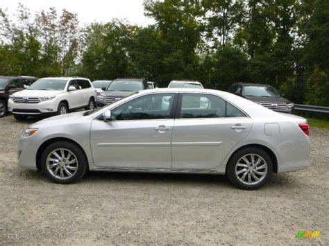 Classic Silver Metallic 2014 Toyota Camry Le Exterior Photo 85984593