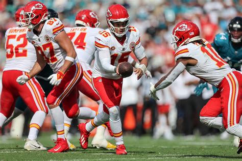 Watch The Chicago Bears Vs Kansas City Chiefs Game How To Stream And