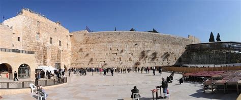 Un Lugar Espiritual El Muro De Los Lamentos En Israel Viajeros Ocultos