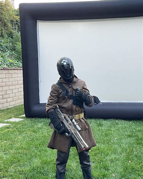 My Warlock cosplay during Halloween. : r/destiny2