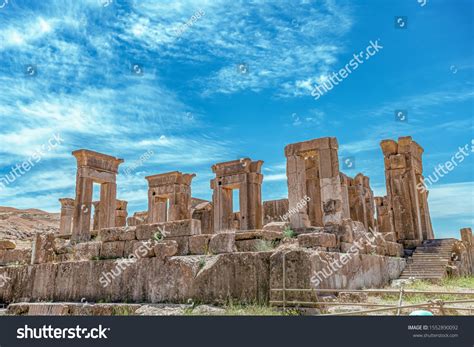 5,305 Achaemenid Palace Images, Stock Photos, 3D objects, & Vectors | Shutterstock