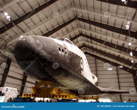 Space Shuttle Endeavor Hangs Inside the California Science Center ...