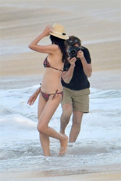 Wendi Deng Murdoch Bikini The Fappening Leaked Photos