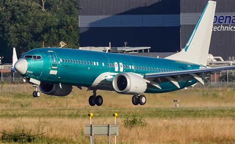 Boeing 737 8 MAX BBJ Royal Australian Air Force N786BJ A62 001 MSN