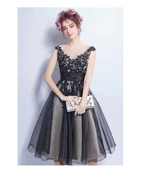 Vintage A Line V Neck Tea Length Tulle Prom Dress With Appliques Lace