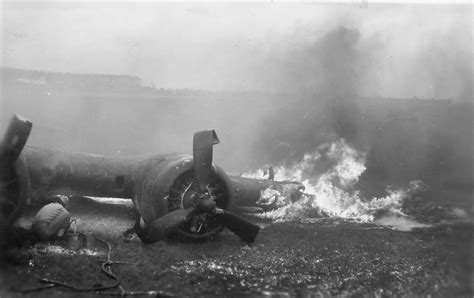 B-17G Crash and Fire 42 37789 6 | World War Photos