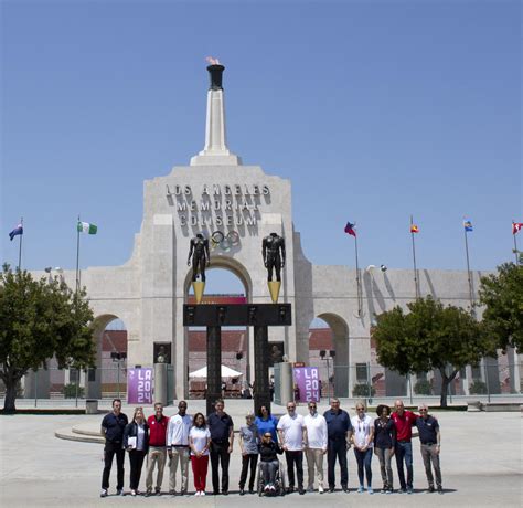 Coliseo De Los Ngeles Completa Una Remodelaci N De Millones De D Lares