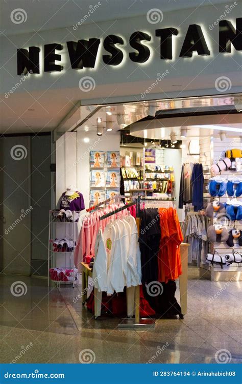 Airport Store Editorial Stock Image Image Of Denver 283764194