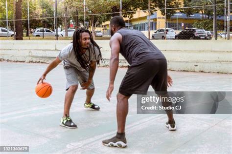 Basketball Steal Photos And Premium High Res Pictures Getty Images