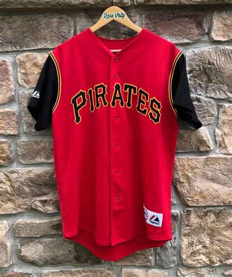 00’s Pittsburgh Pirates Red Alternate Majestic MLB Jersey Size Medium ...