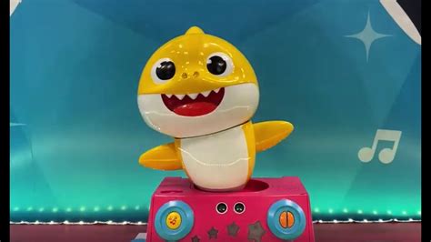 Pinkfong Baby Shark Official Baby Shark Dancing DJ English Edition R ...